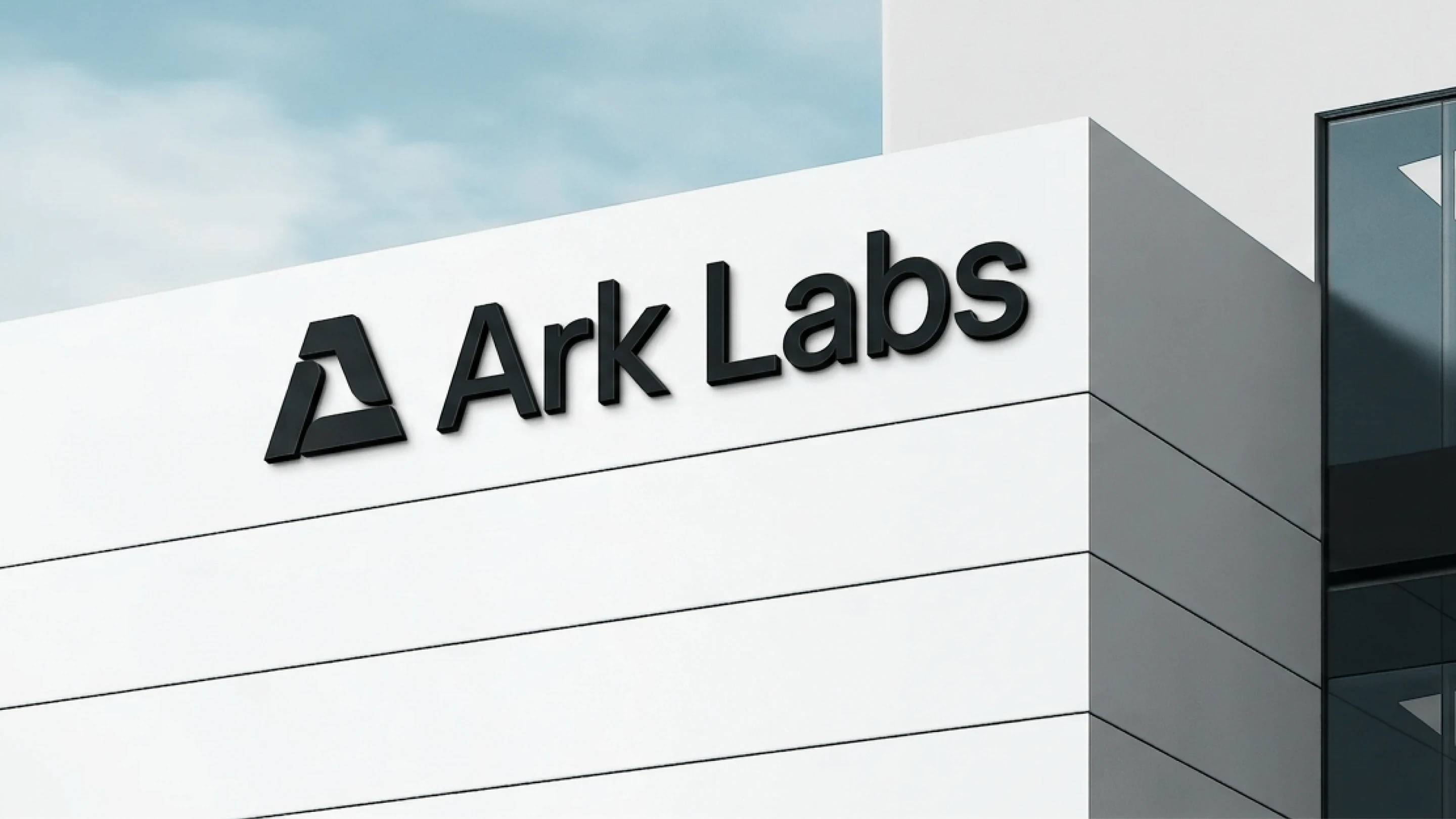 Arklabs branding.